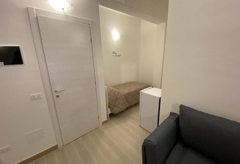 バルコニー付スタンダード4ベッドルーム, In Centros Vicino Cefalu Selfchekin