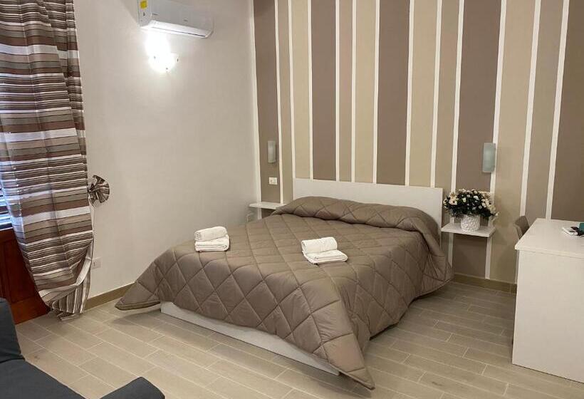 バルコニー付スタンダード4ベッドルーム, In Centros Vicino Cefalu Selfchekin