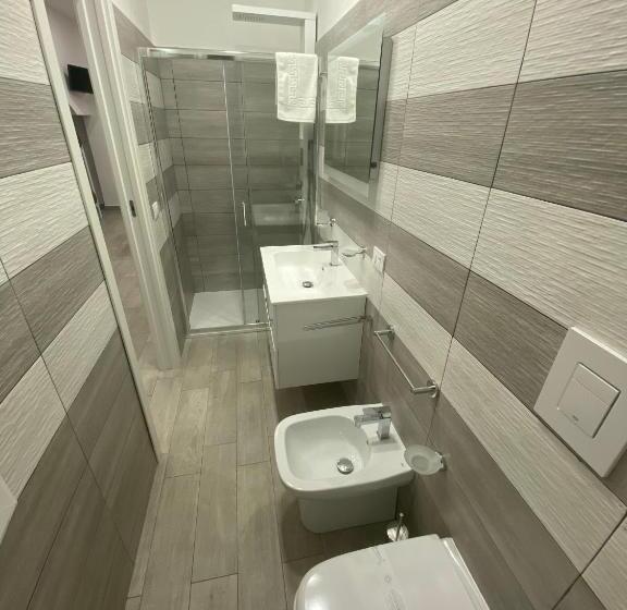 スタンダード4人部屋, In Centros Vicino Cefalu Selfchekin