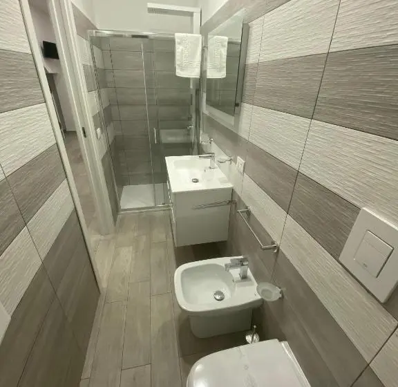 Standard Neljän Hengen Huone, In Centros Vicino Cefalu Selfchekin