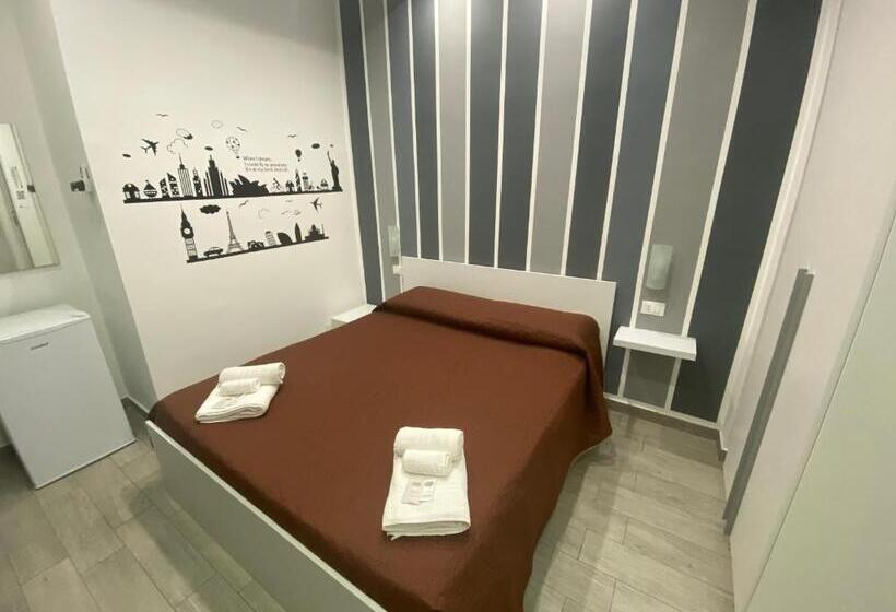 スタンダード4人部屋, In Centros Vicino Cefalu Selfchekin