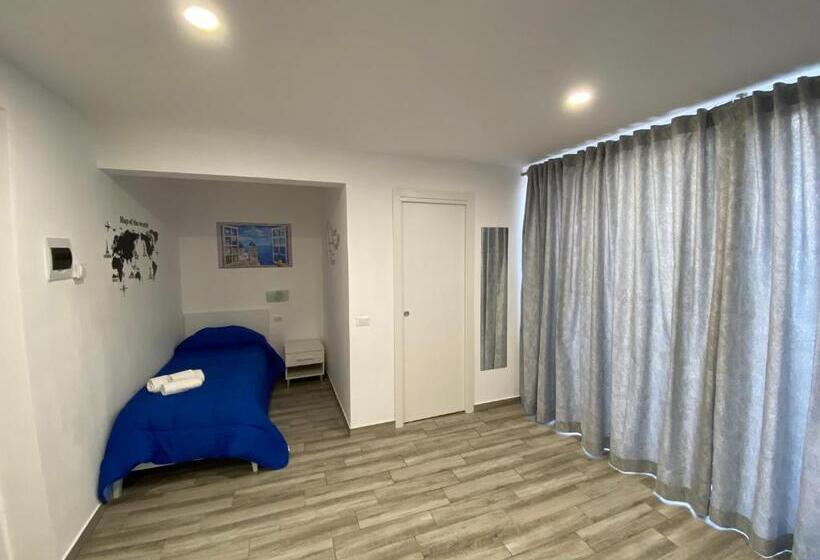 スタンダードトリプルルーム, In Centros Vicino Cefalu Selfchekin