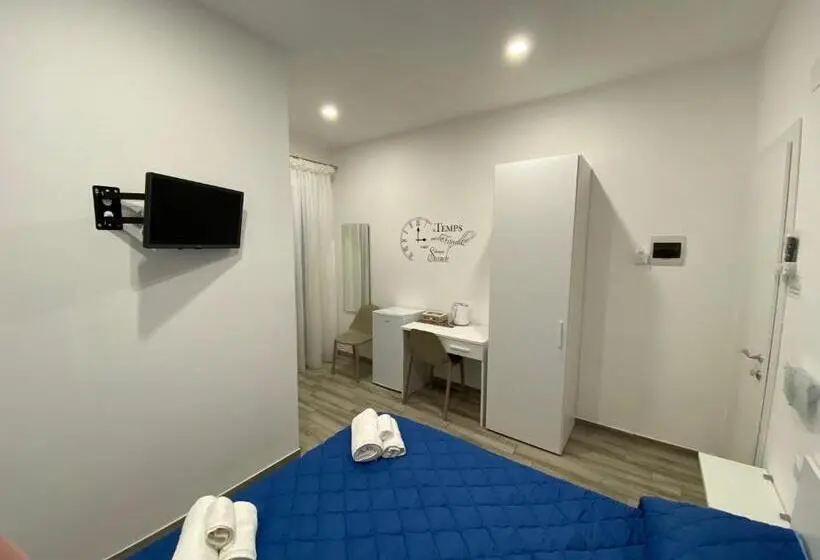 Basic-huone, In Centros Vicino Cefalu Selfchekin