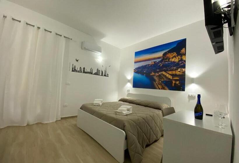 スタンダード4人部屋, In Centros Vicino Cefalu Selfchekin