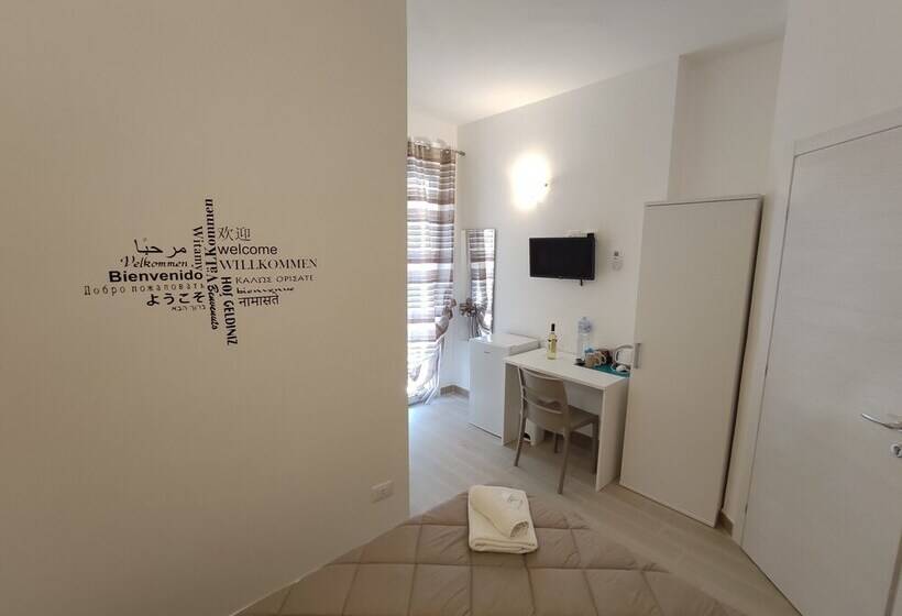 Номер Economy, In Centros Vicino Cefalu Selfchekin