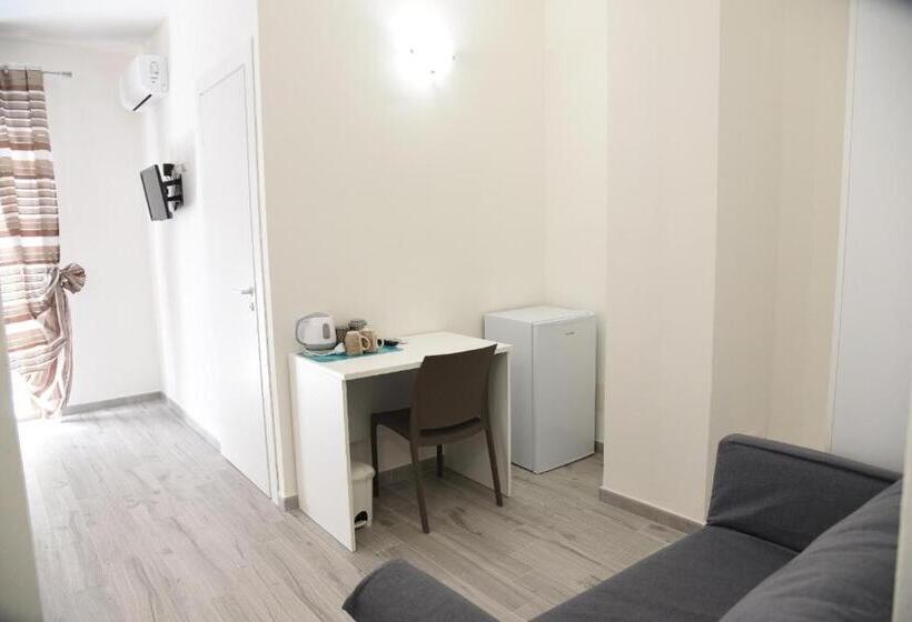 バルコニー付スタンダード4ベッドルーム, In Centros Vicino Cefalu Selfchekin