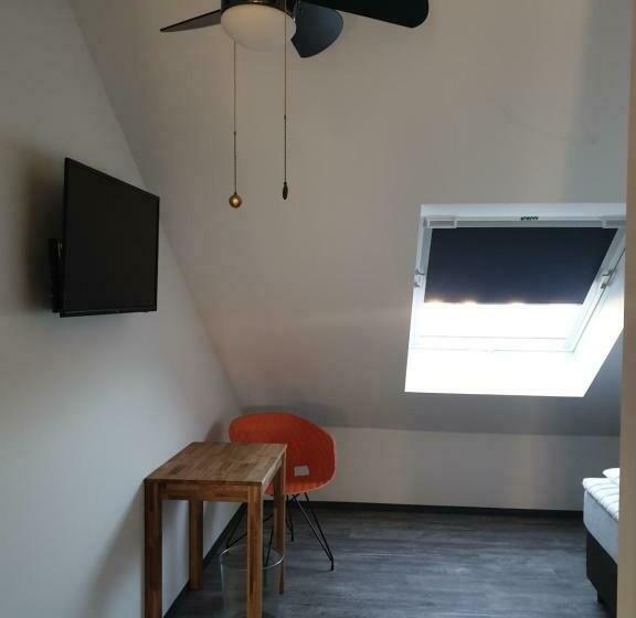 غرفة قياسية فردية, Anja S Motel