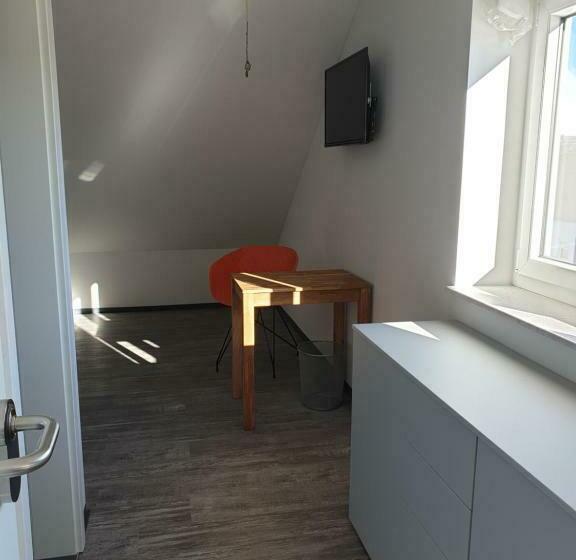 غرفة قياسية فردية, Anja S Motel