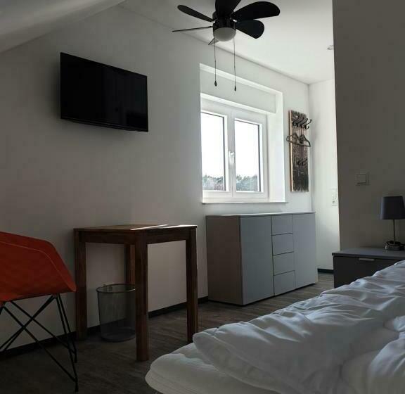 غرفة قياسية فردية, Anja S Motel