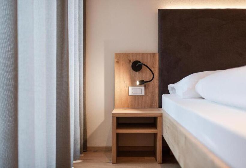 침실 1개 발코니 아파트, Aparthotel Abiná Lana Höhe