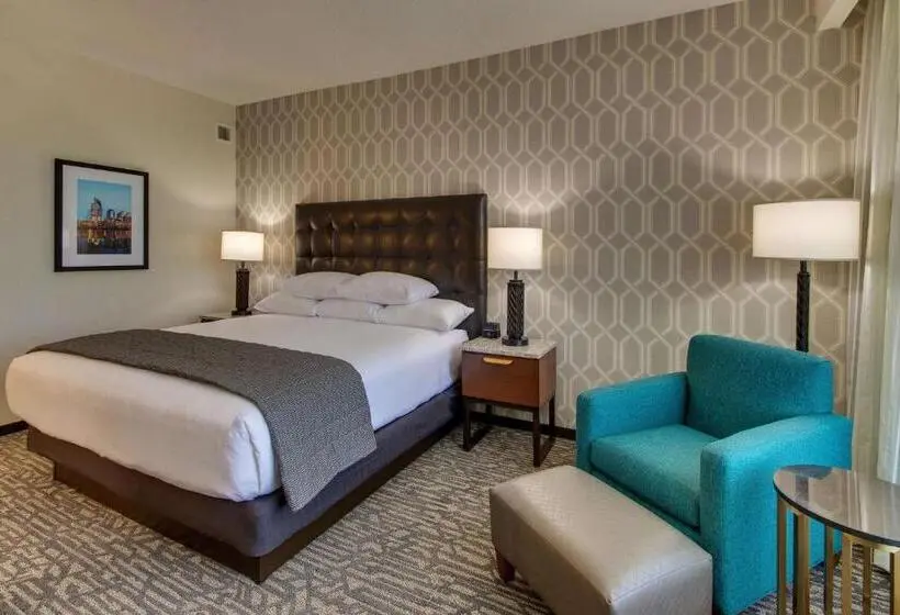 キングサイズベッドのスーペリアルーム, Drury Plaza Hotel Nashville Downtown