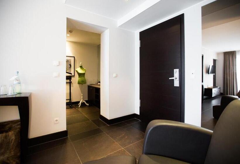 جناح جونيور, Seezeichen Ahrenshoop