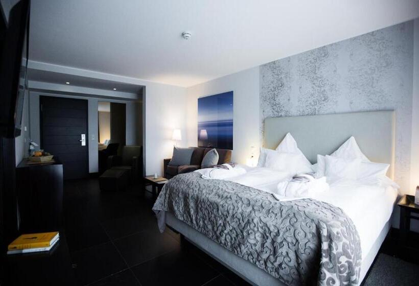 جناح جونيور, Seezeichen Ahrenshoop