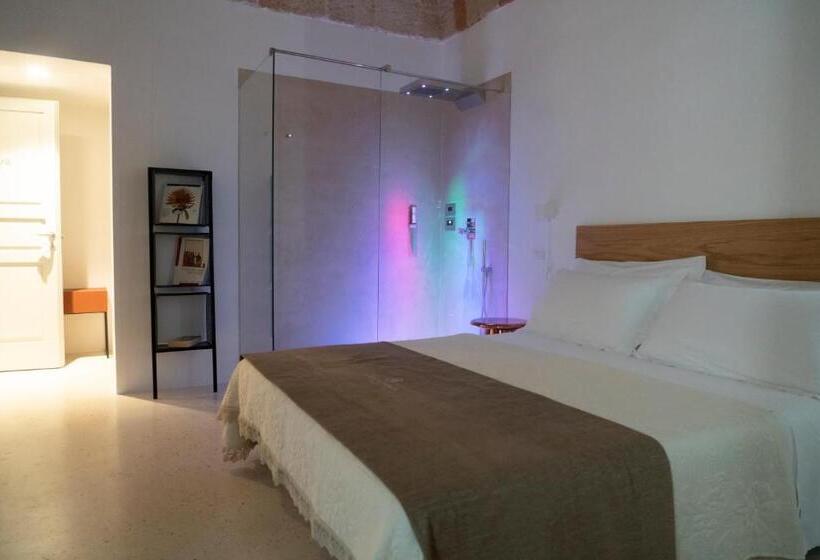 スタンダードルーム, Donna Domenica Boutique Suites