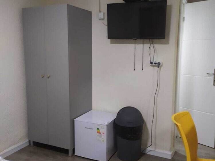 Komfort Trippelrum, Neve Midbar Motel