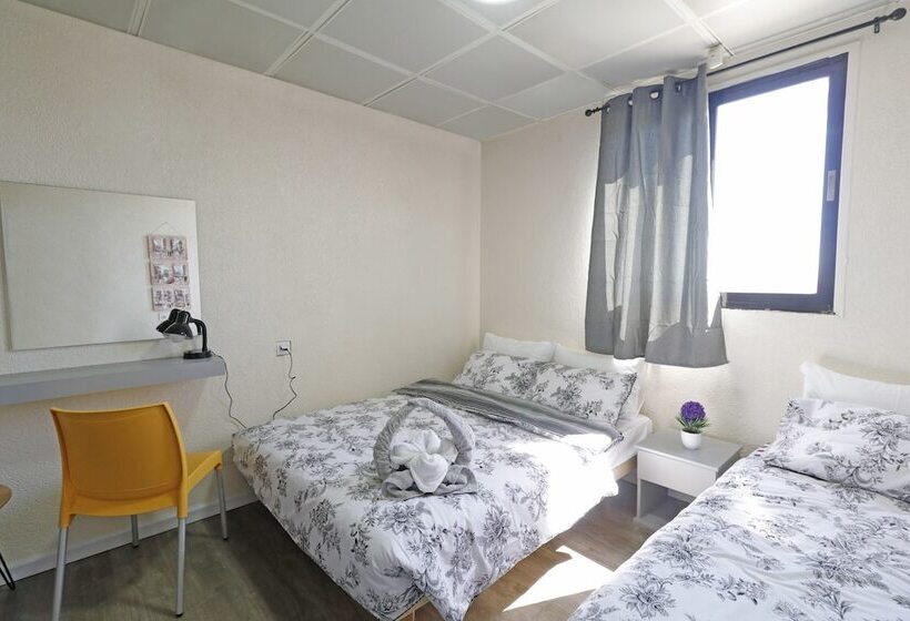 Komfort Trippelrum, Neve Midbar Motel