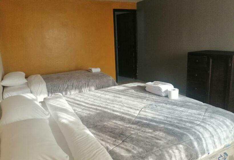 غرفة عائلية, Hostería El Tisaleño