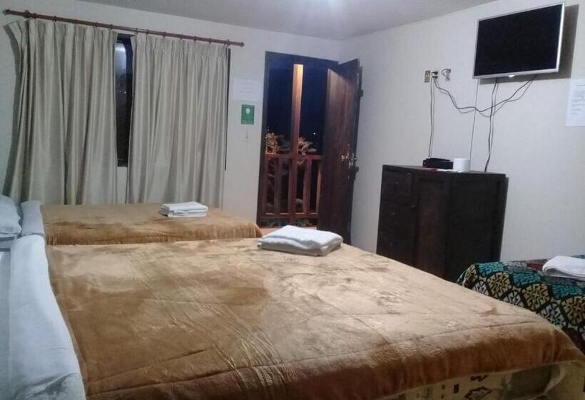 غرفة عائلية, Hostería El Tisaleño