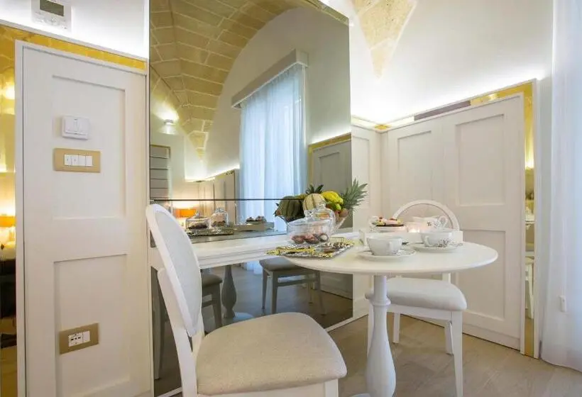 デラックスジュニアスイート, Acquaviva Suites