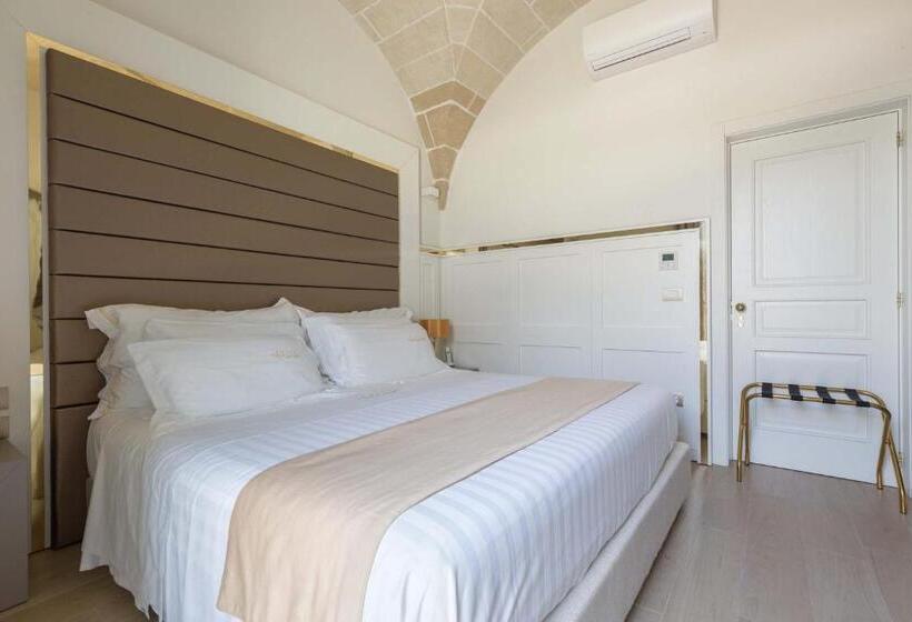 غرفة قياسية, Acquaviva Suites