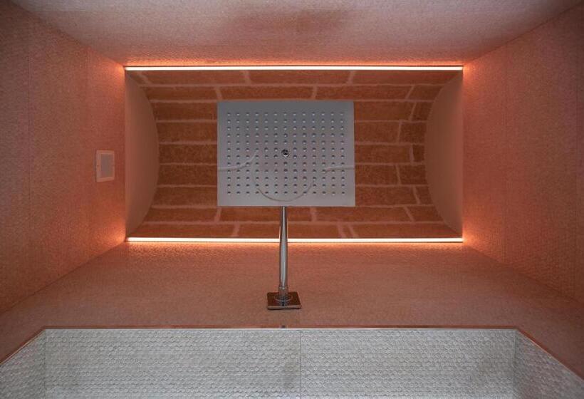 جناح جونيور مزوَّد بشرفة, Acquaviva Suites