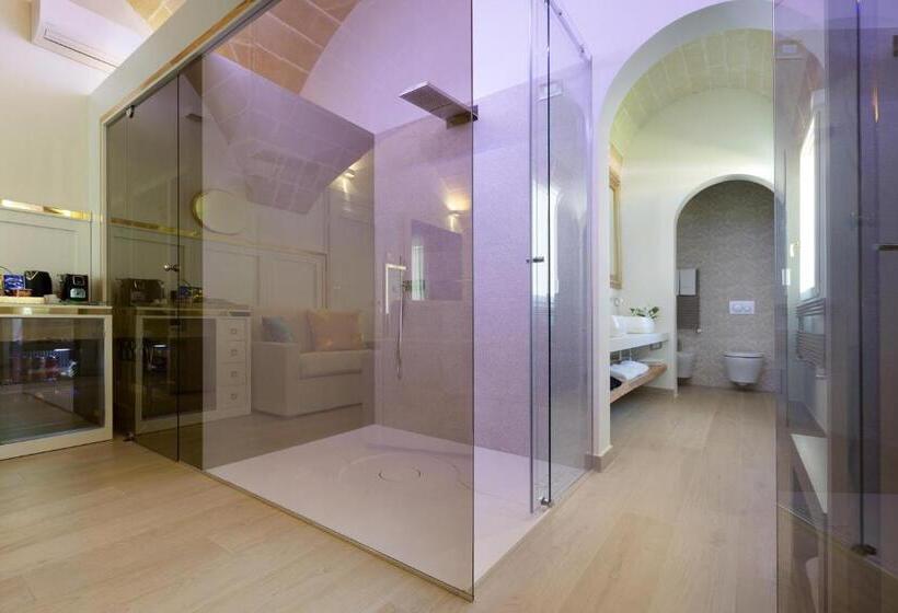 جناح جونيور مزوَّد بشرفة, Acquaviva Suites