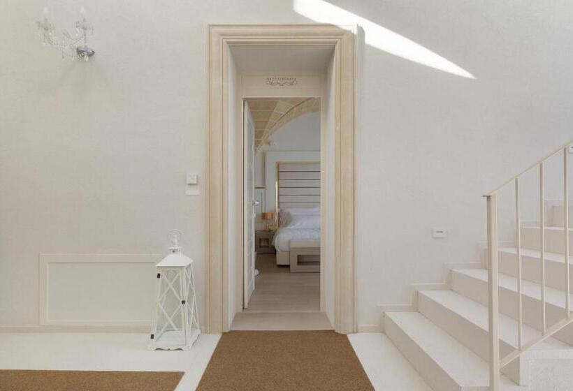 جناح جونيور مزوَّد بشرفة, Acquaviva Suites