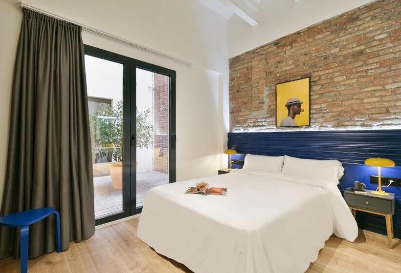 غرفة قياسية, Arte Suites By Olala Homes