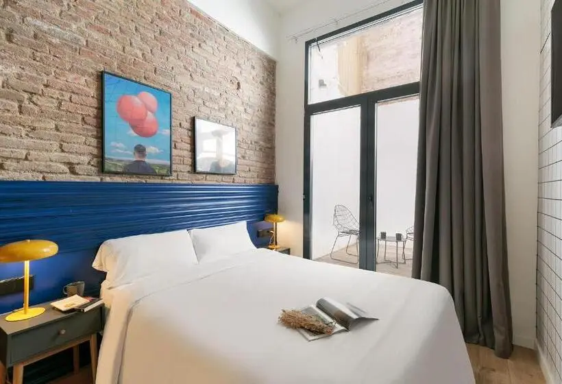 اتاق استاندارد با تراس, Arte Suites By Olala Homes