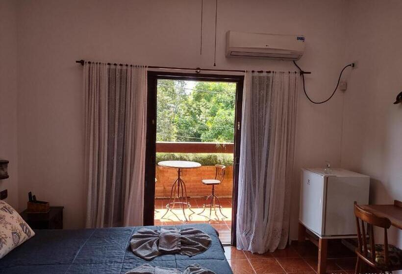 Suíte com Hidromassagem, Solar Das Canoas Prumirim