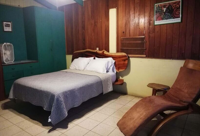 اتاق خانوادگی, Casa Benjamin Linder