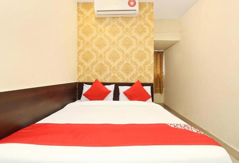 غرفة أساسية, O Vasundhara Guest House Near Tankbund
