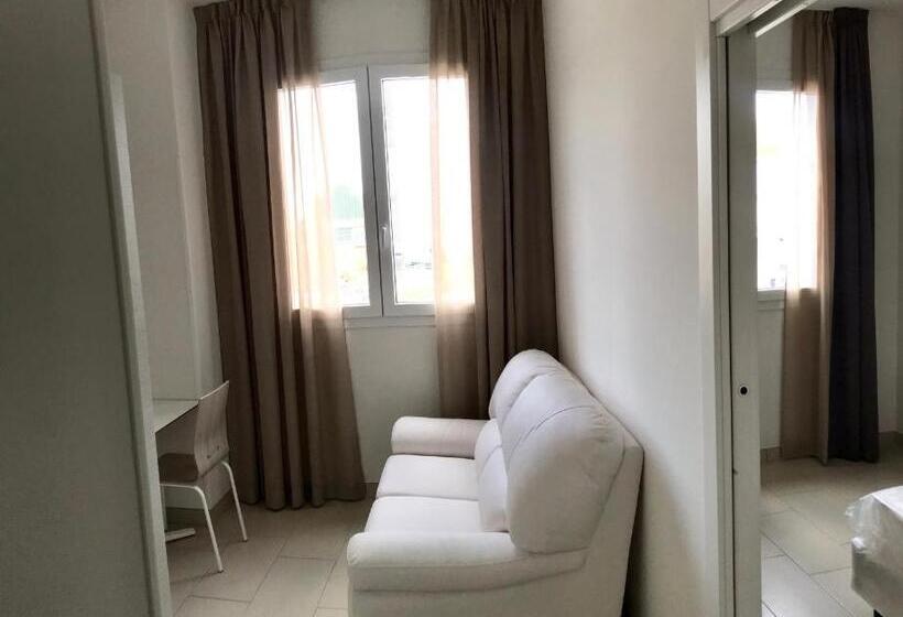 １ベッドルームアパートメント, Time Out Apart