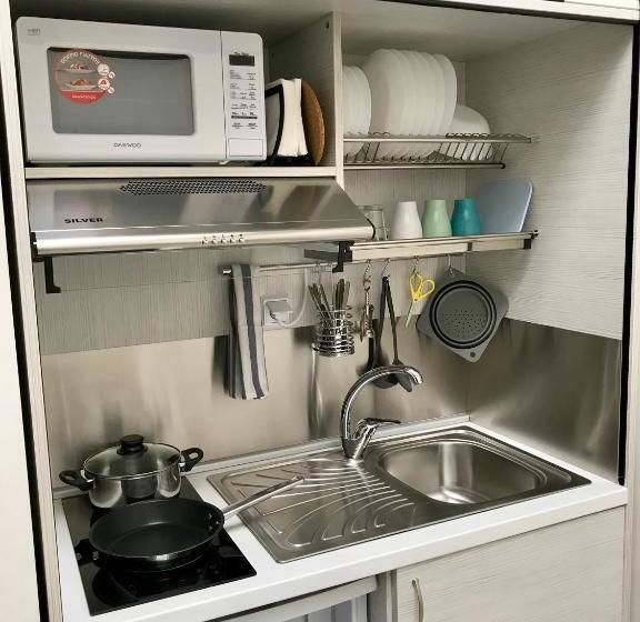 １ベッドルームアパートメント, Time Out Apart