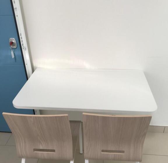 １ベッドルームアパートメント, Time Out Apart