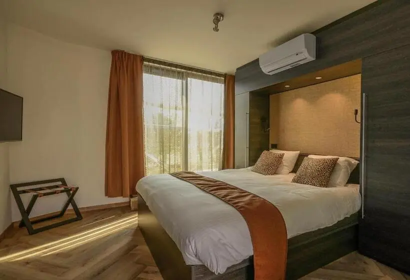 バルコニー付きデラックスルーム, Boutique Hotel Karel De Stoute