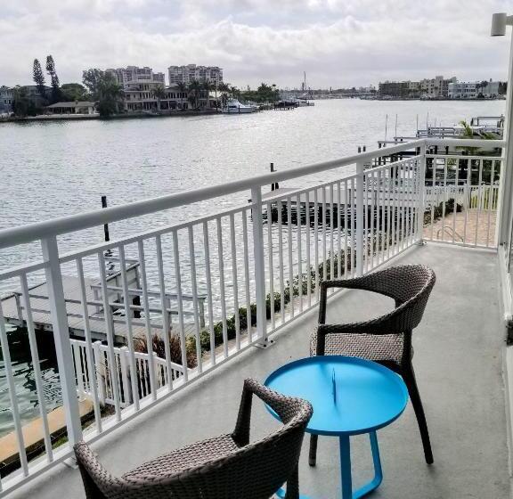 جناح غرفتين نوم, Provident Oceana Beachfront Suites