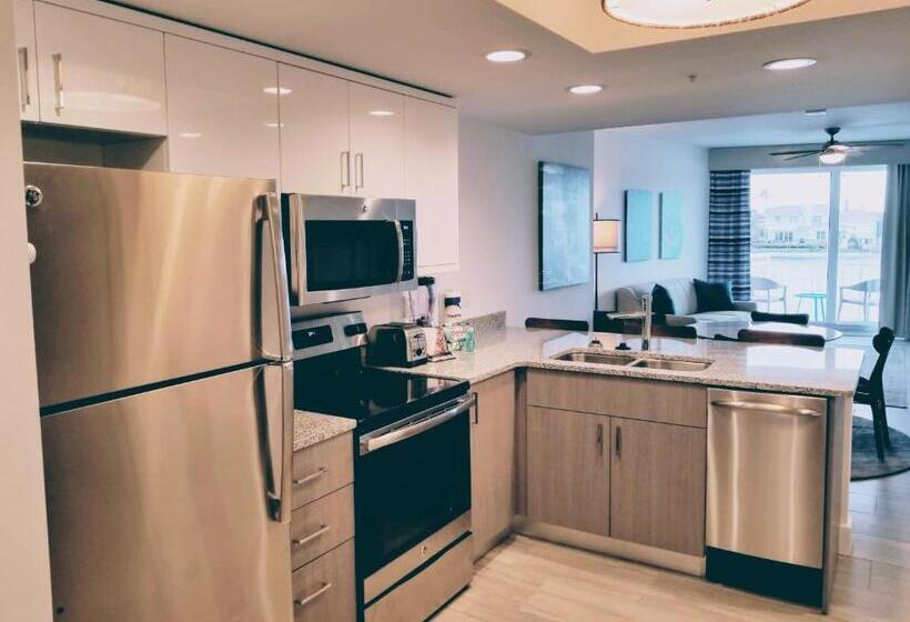 جناح غرفتين نوم, Provident Oceana Beachfront Suites