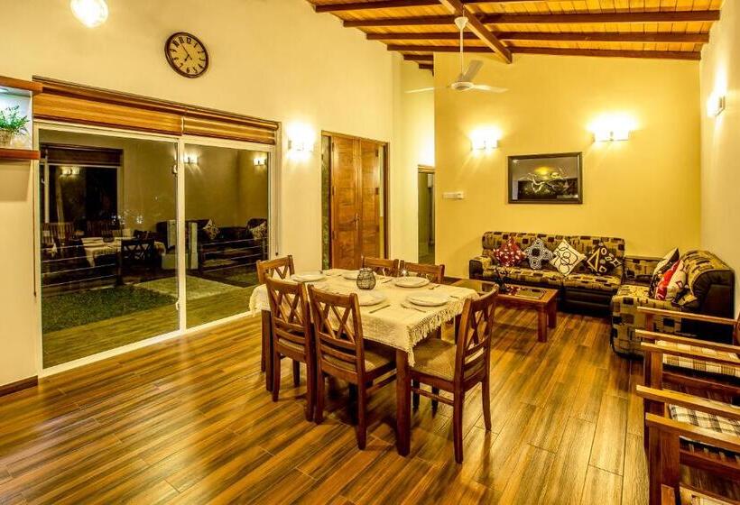 Номер Стандарт Трехместный, Temple Pond Villa Colombo