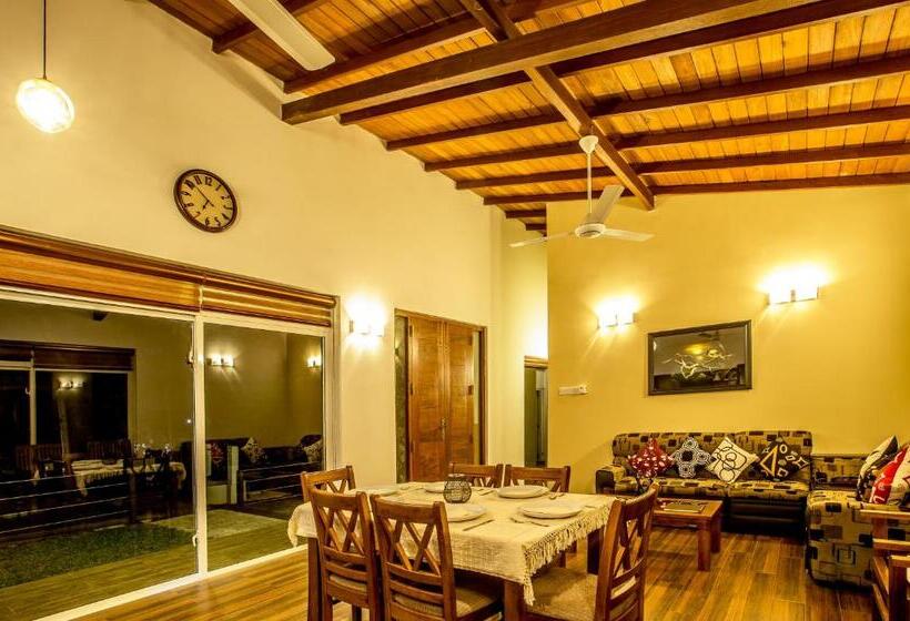 Номер Стандарт Трехместный, Temple Pond Villa Colombo