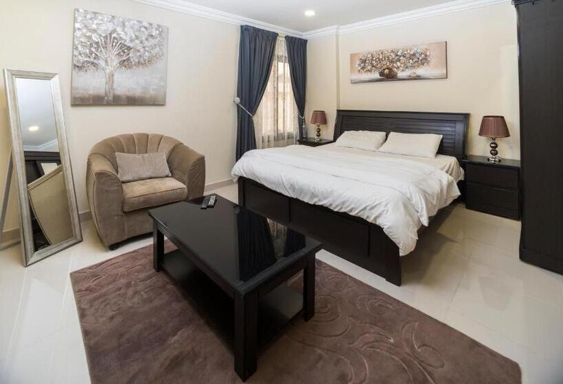 1 Bedroom Deluxe Apartment, Eastren Front