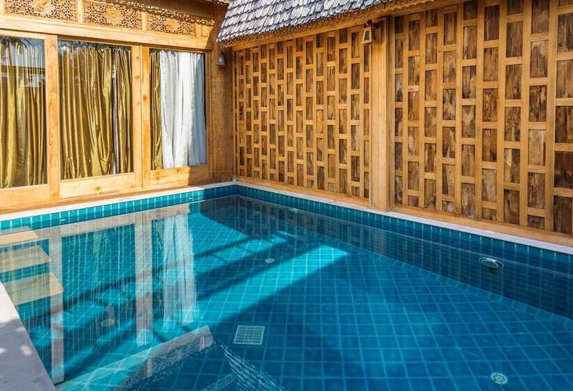 Вилла с 1 спальней и бассейном, Santhiya Phuket Natai Resort & Spa