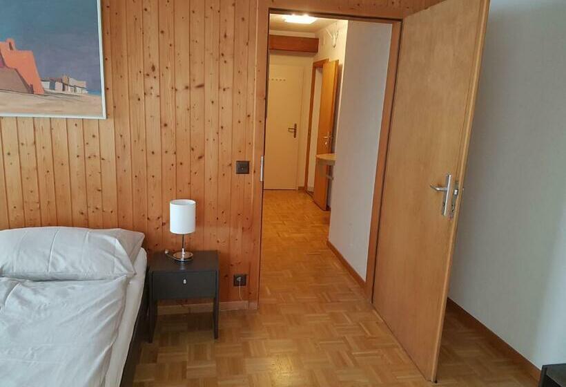 غرفة قياسية, Auberge De La Couronne