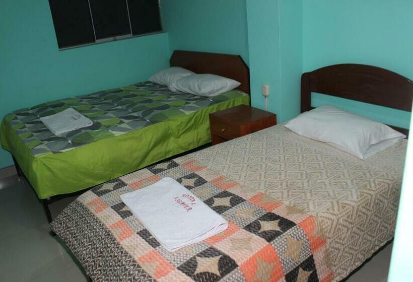 اتاق اکونومی, Asgaver