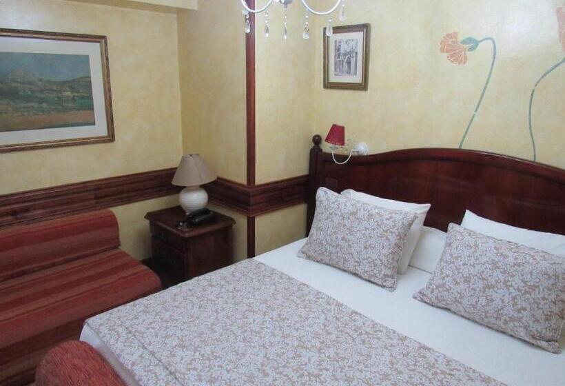 Classic Quadruple Occupancy Room, Ciudad De Vitoria