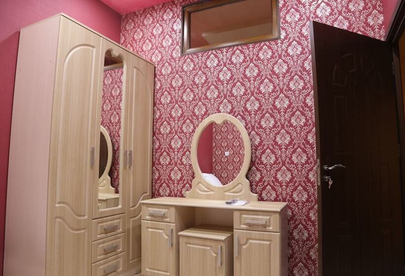 StandaardKamer, Lovely Hotel In Centre