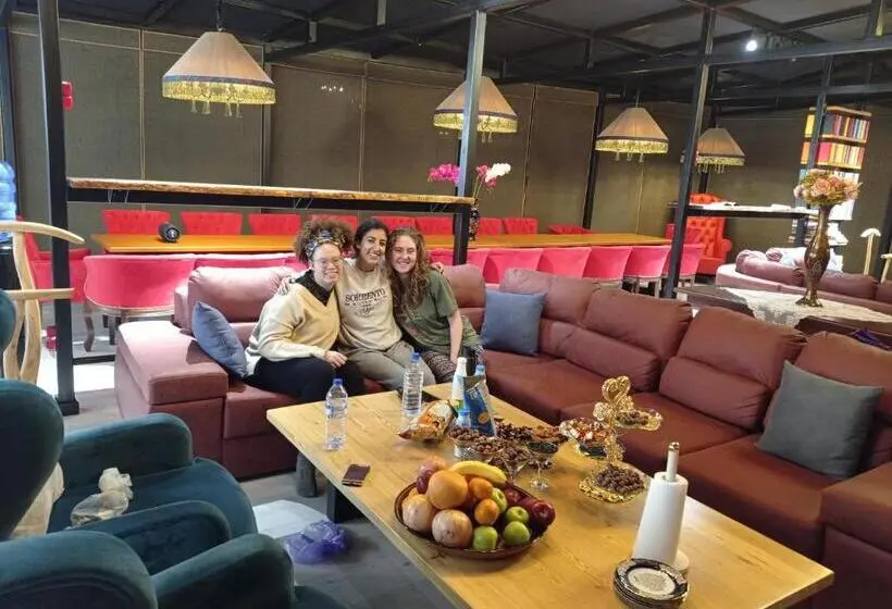 Comfort Kolmen Hengen Huone, Comfortable Home Stay