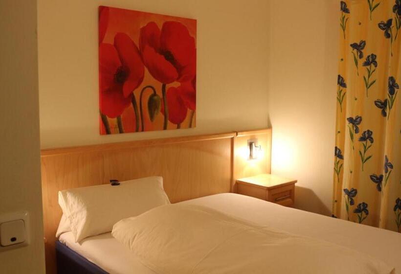 标准间带露台, Gästehaus Kirschgarten