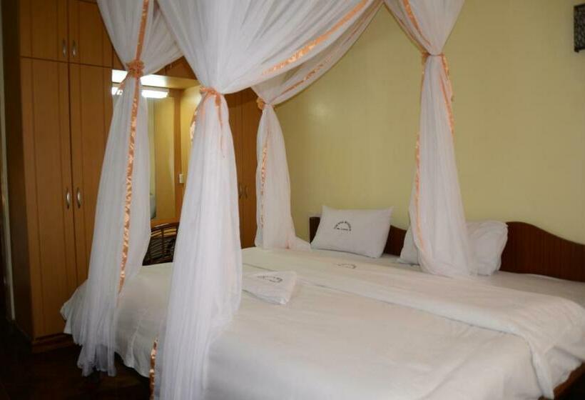 اتاق استاندارد, Vienna Woods Hotel Nakuru