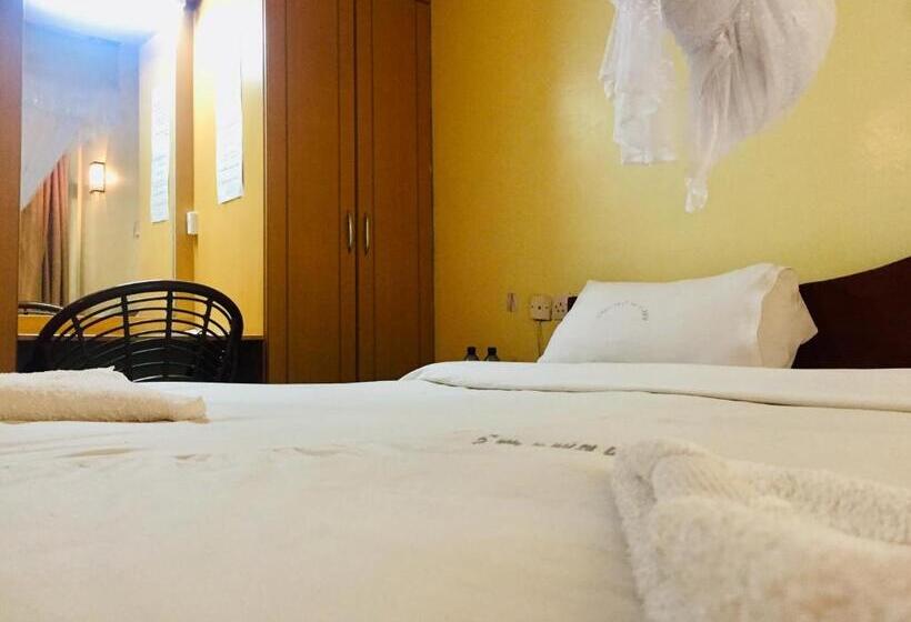 اتاق استاندارد, Vienna Woods Hotel Nakuru